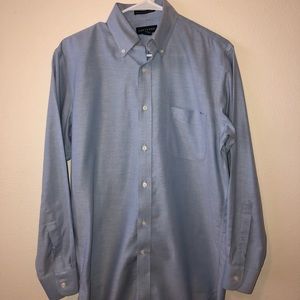 Lightly worn Land’s End button down dress shirt